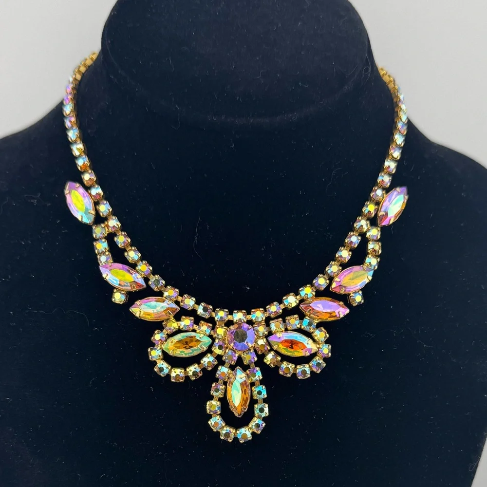 Vintage Elegant Multicolor Aurora Borealis Crystal Necklace and‎ Earring Set - Picture 6 of 9